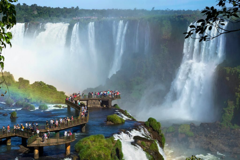 Por que não para de garoar em Foz do Iguaçu? 